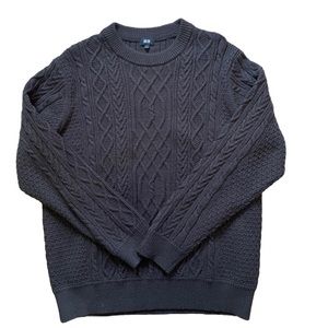 UNIQLO moss green knit sweater